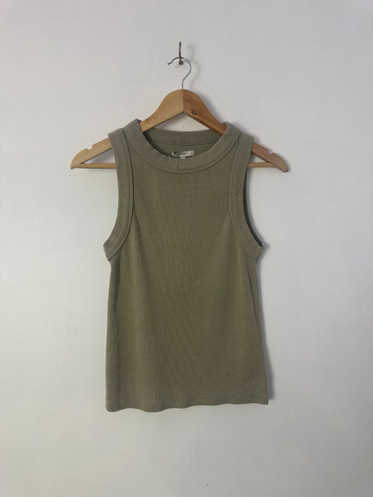 NEUW Tank, 10