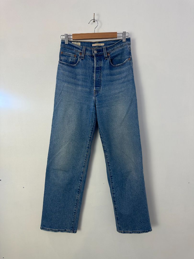Levis Strauss & Co. Jeans, 27