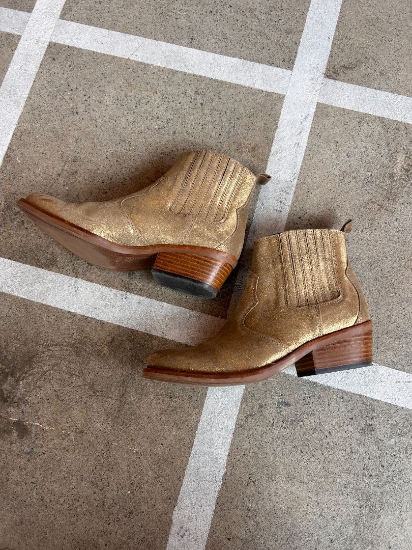 Penelope Chilvers Boots, 37