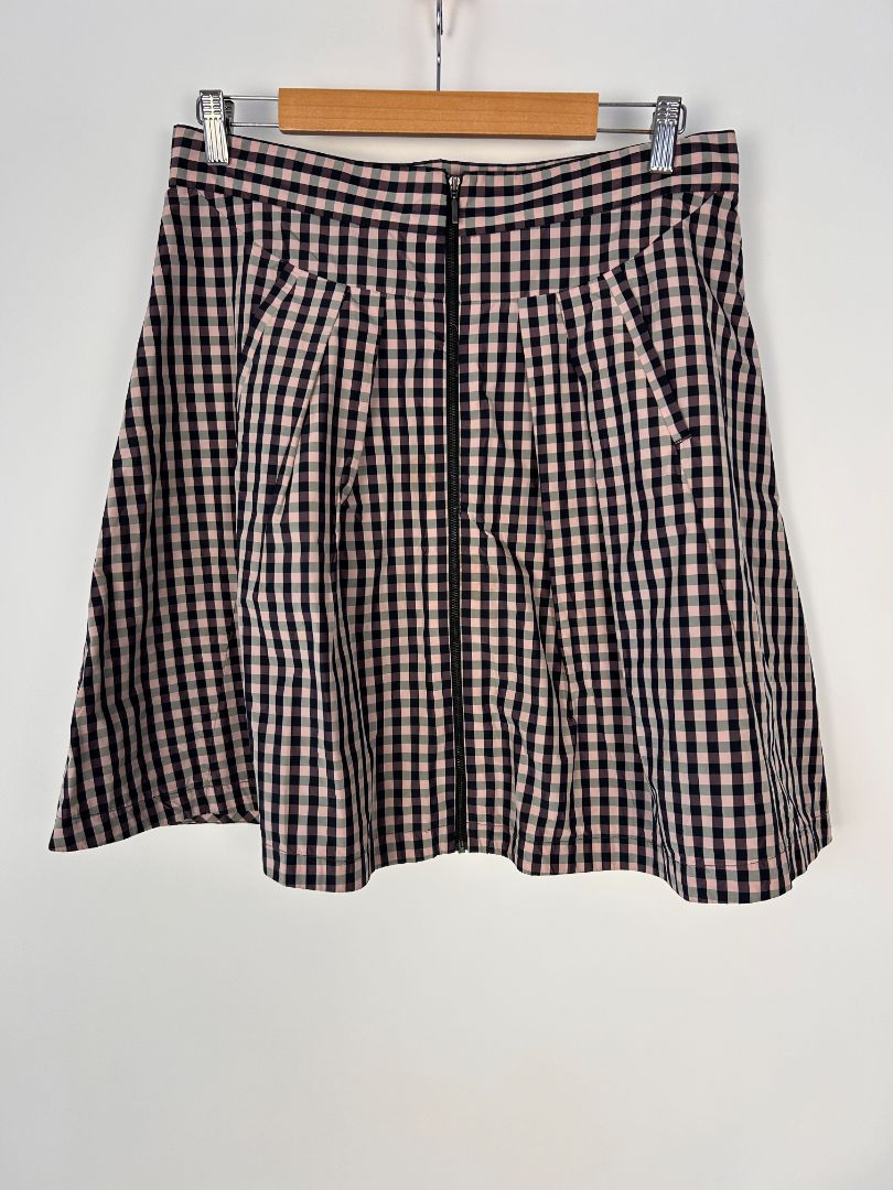 cue in the city Mini Skirt, 14
