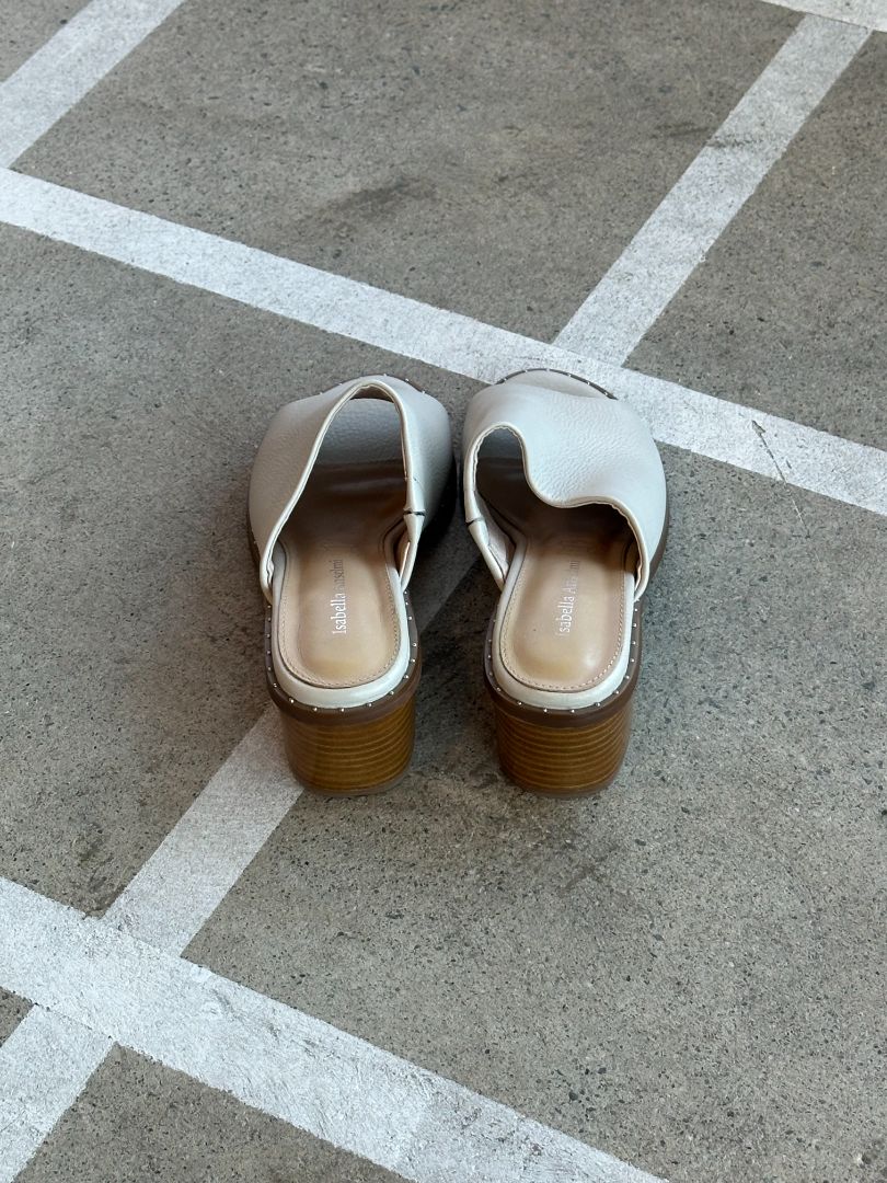 Isabella Anselmi Heels, 39
