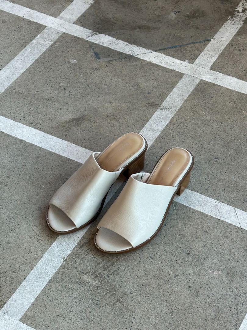 Isabella Anselmi Heels, 39