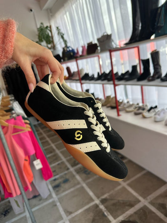 Goodsole Sneakers, 37