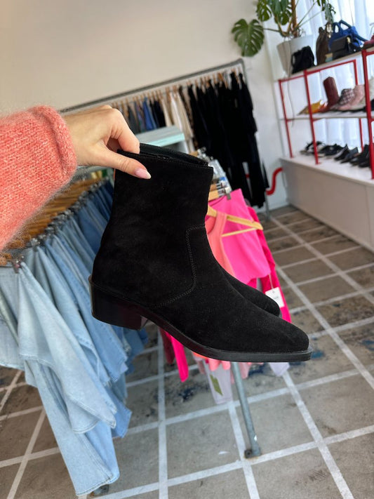 Country Road Boots, 39