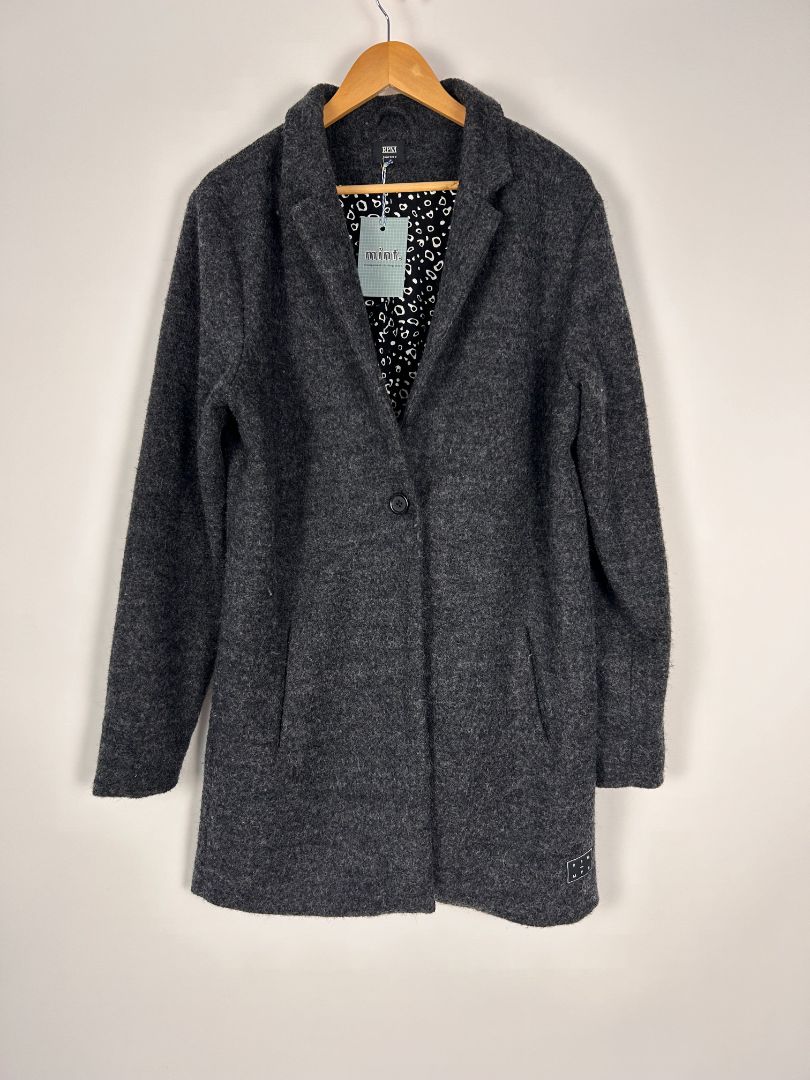 RPM Coat, 14