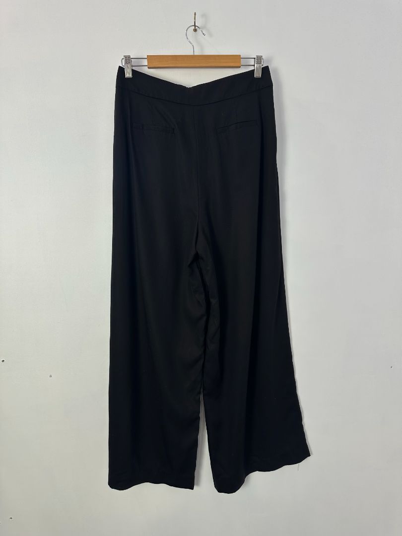 ARAMINTA JAMES Trousers, L