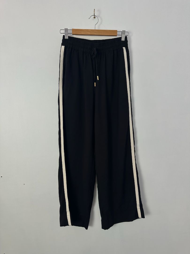 stories be told Trousers, 8