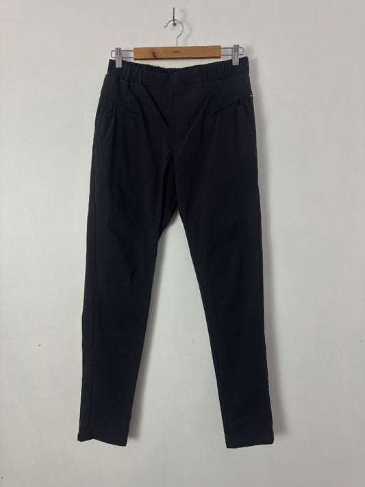 Moochi Trousers, 8