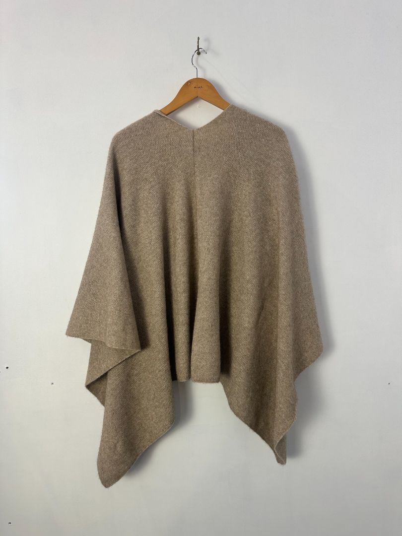 Possumdown Poncho, One size