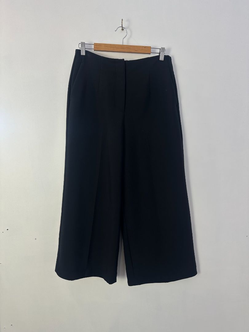Country Road Trousers, 12