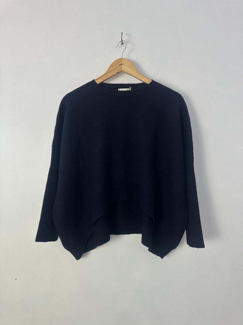 the knit studio Knit, M
