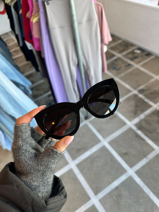 ISLE OF EDEN Sunglasses