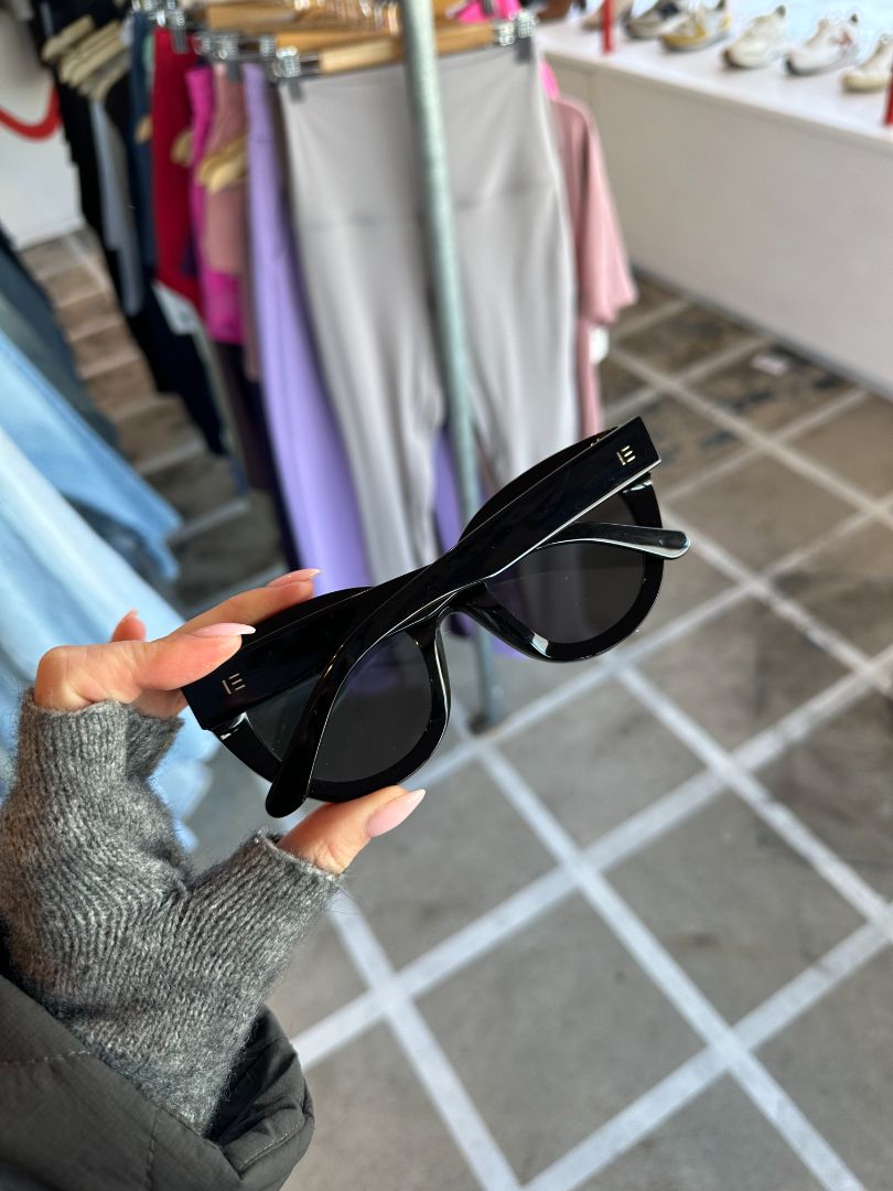 ISLE OF EDEN Sunglasses