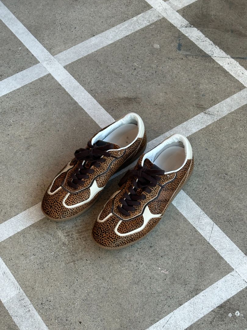 ALOHAS Sneakers, 42