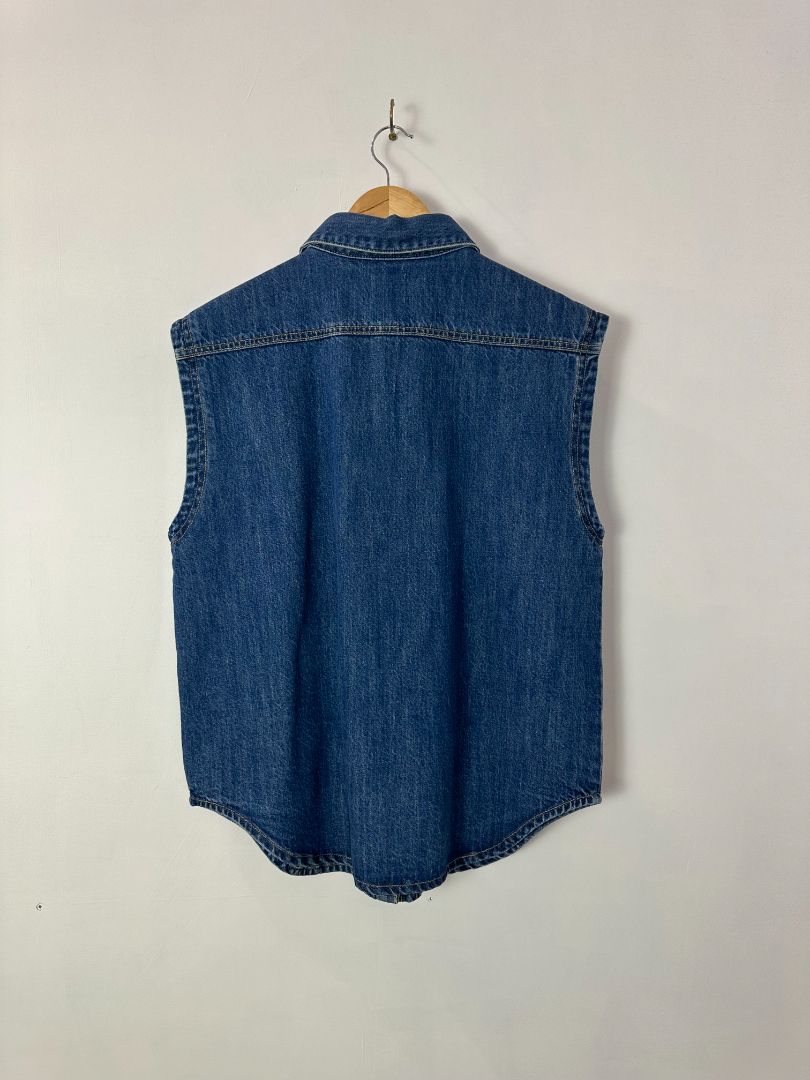 Morrison Vest, 2
