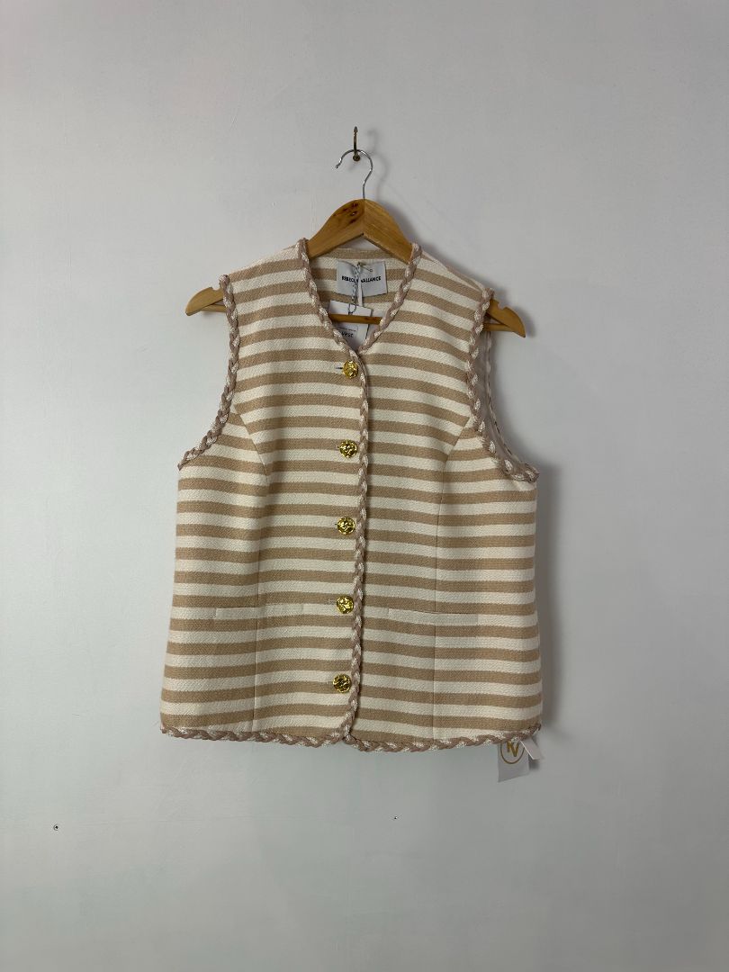 Rebecca Vallance Vest, 10