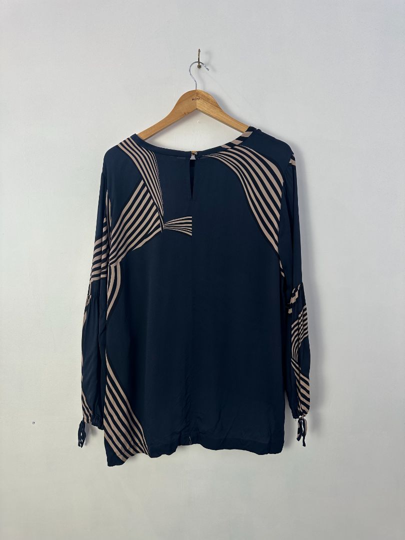 LANIA the label Blouse, 16