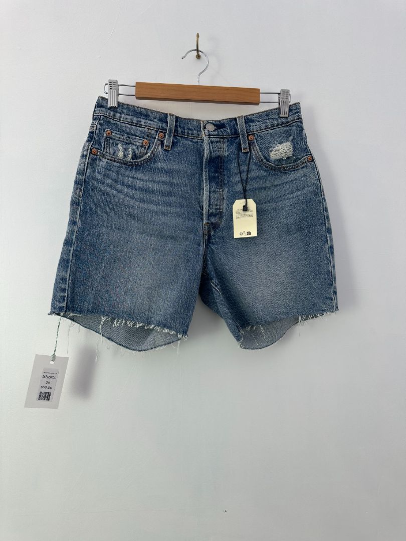 Levis Strauss & Co. Shorts, 29