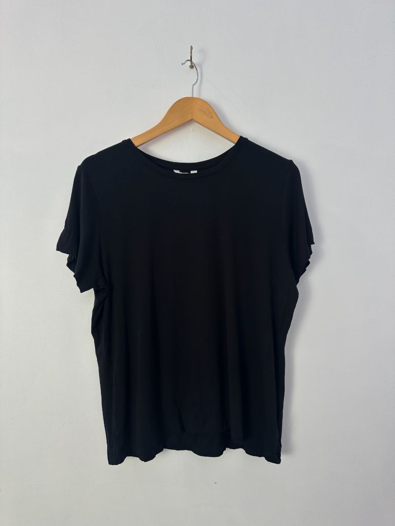 Max Tee, M