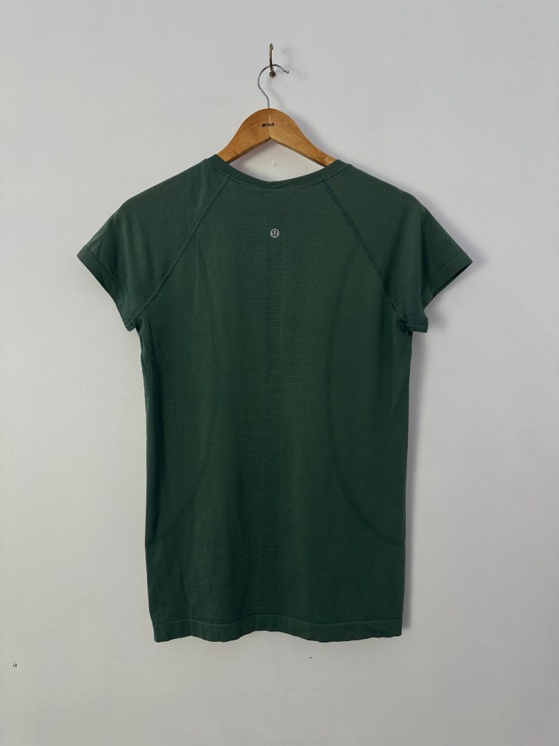 Luluemon Tee, 8
