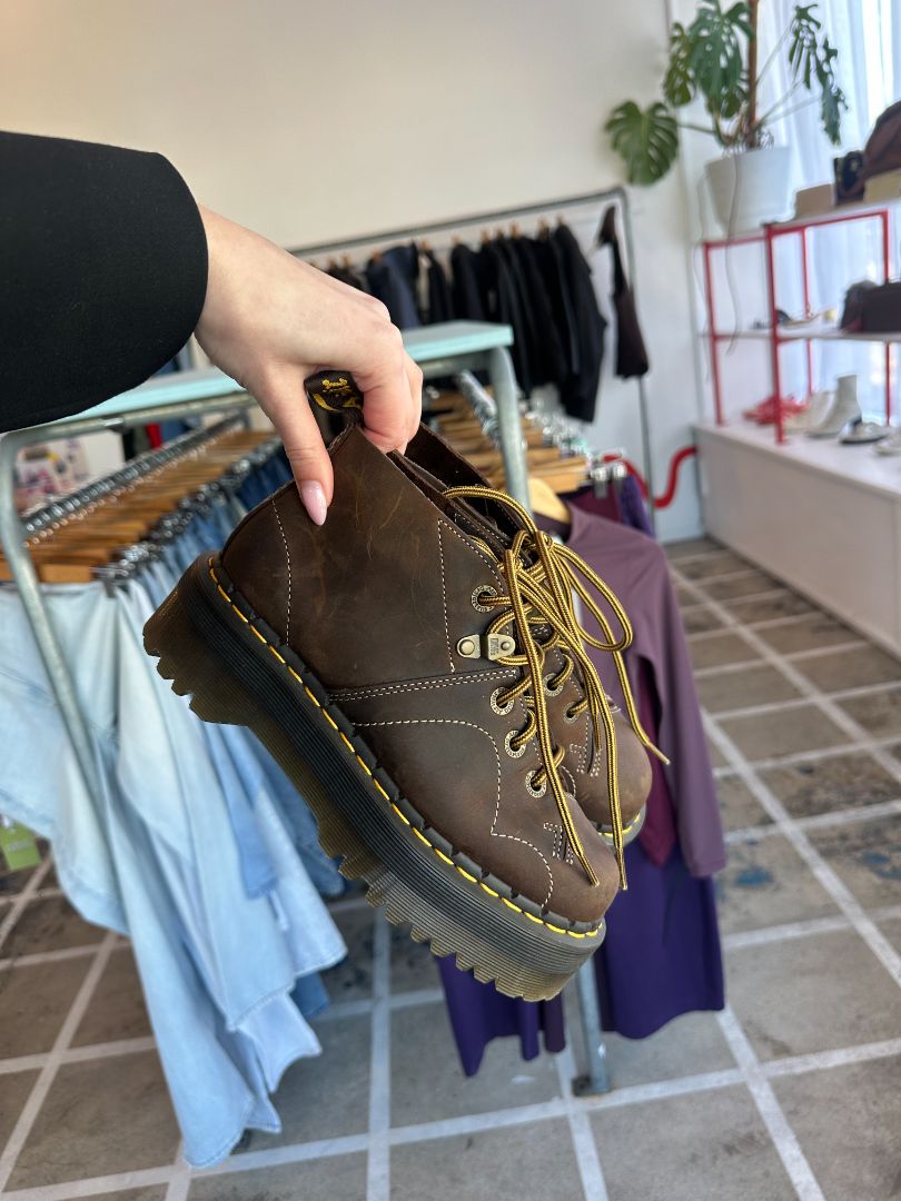 Dr. Martens Boots, 37