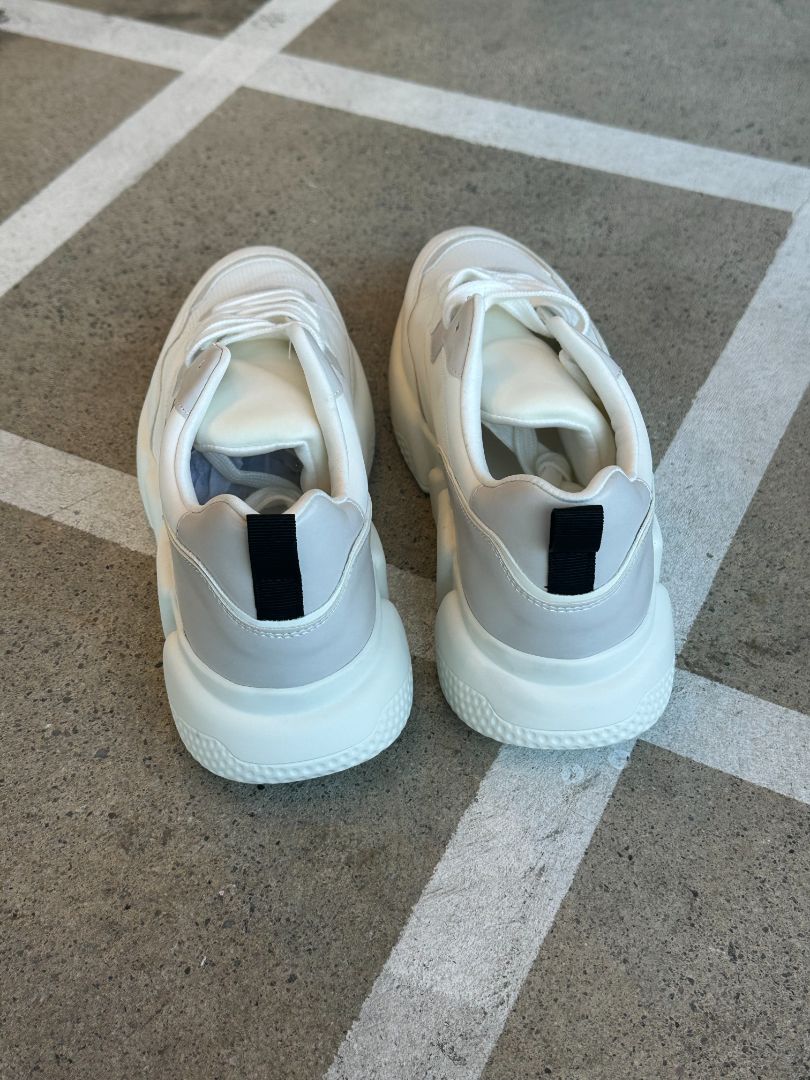 Stella + Gemma Sneakers, 39