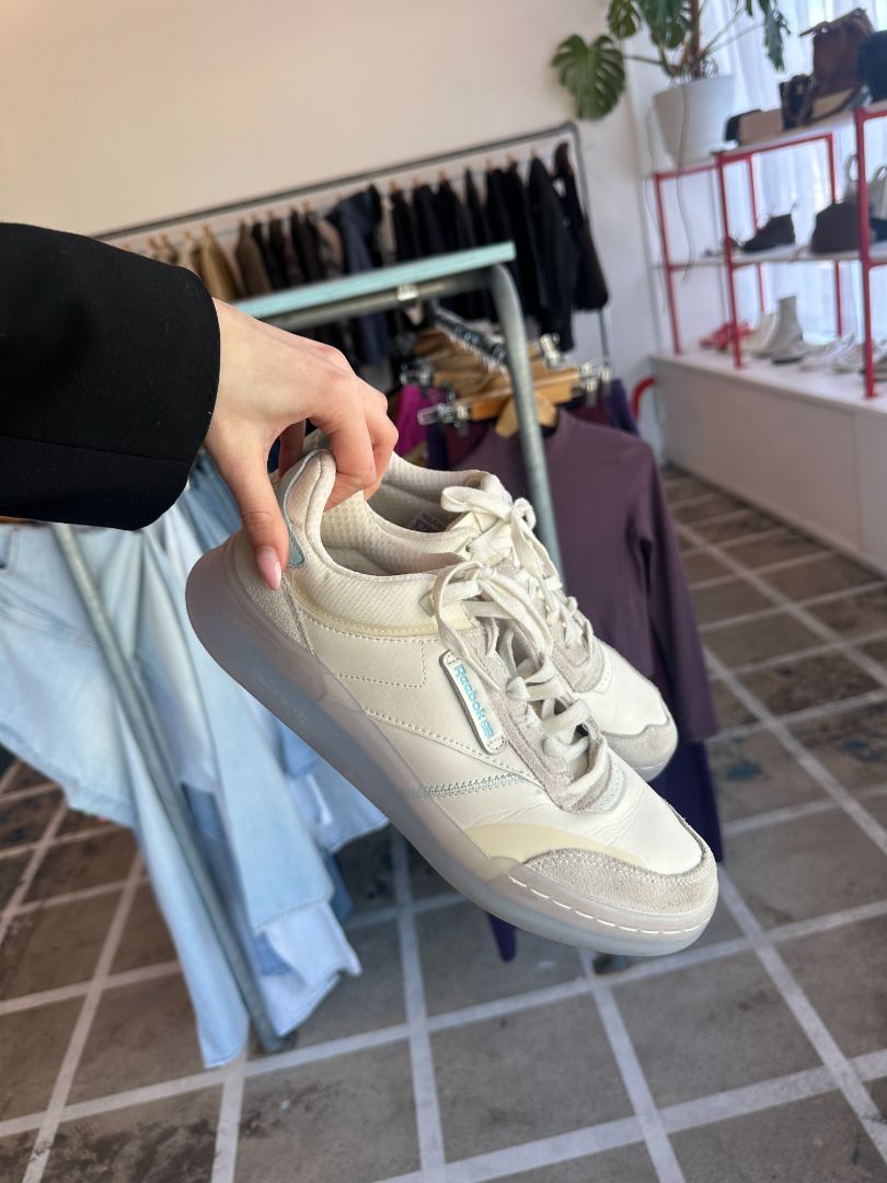 Reebok Sneakers, 40.5