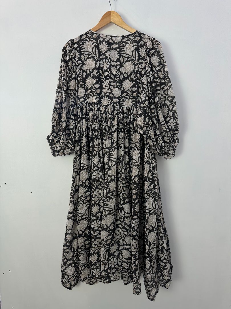 daughters of india Midi Dress, L