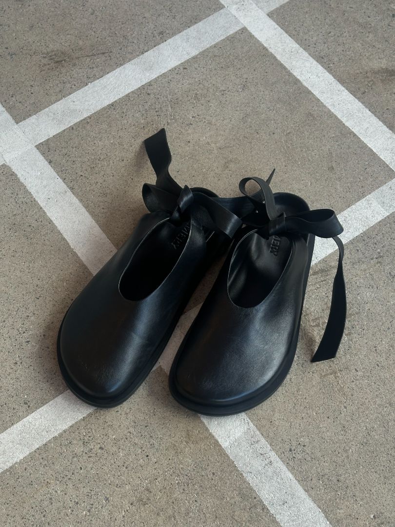 A EMERY Shoes, 41
