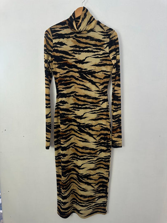 Superette Maxi Dress, 10