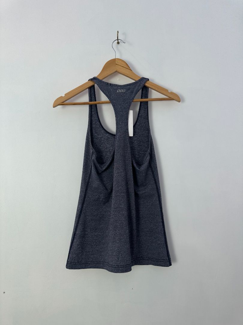 Lorna Jane Singlet, S