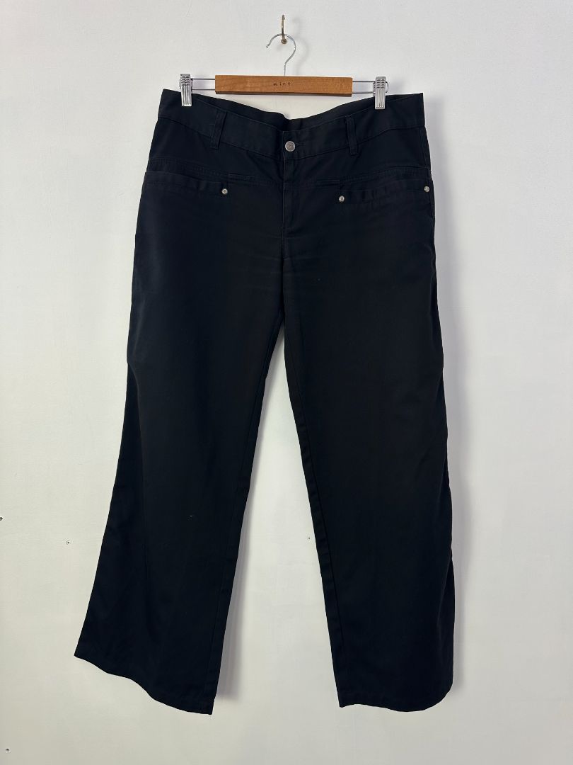 Doosh Trousers, 14