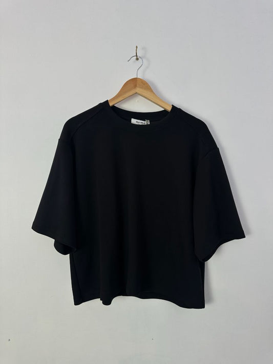 Ena Pelly Tee, 14