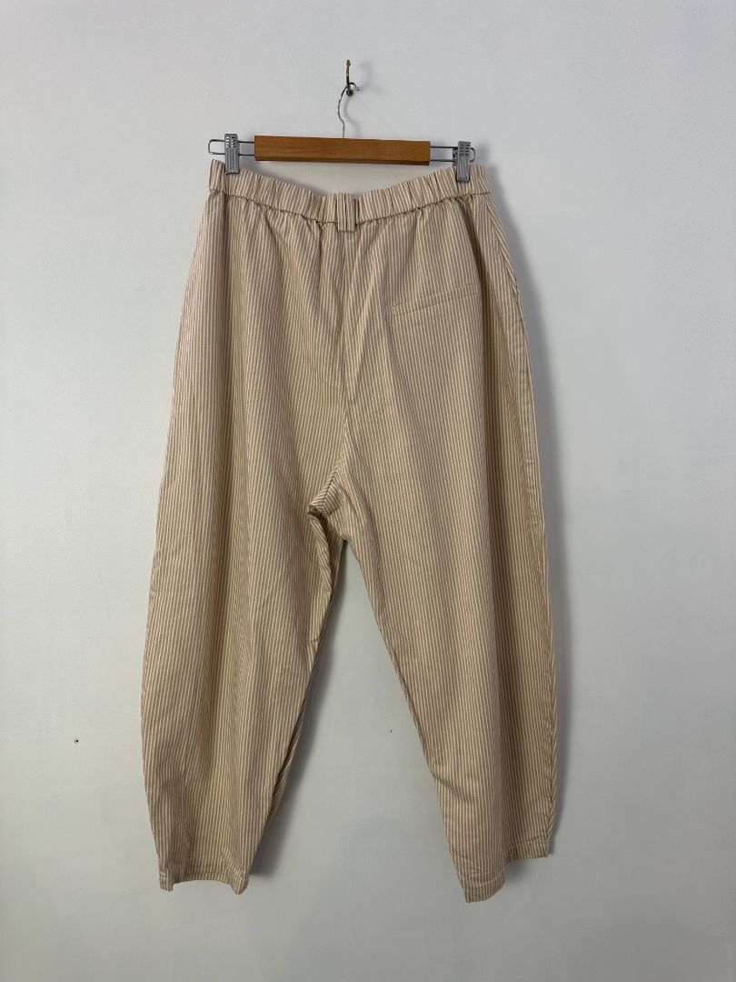 Moochi Trousers, 12