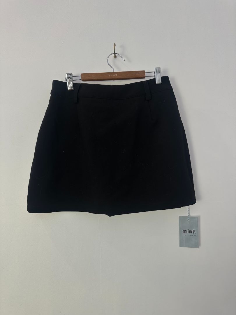 DISSH Skort, 10