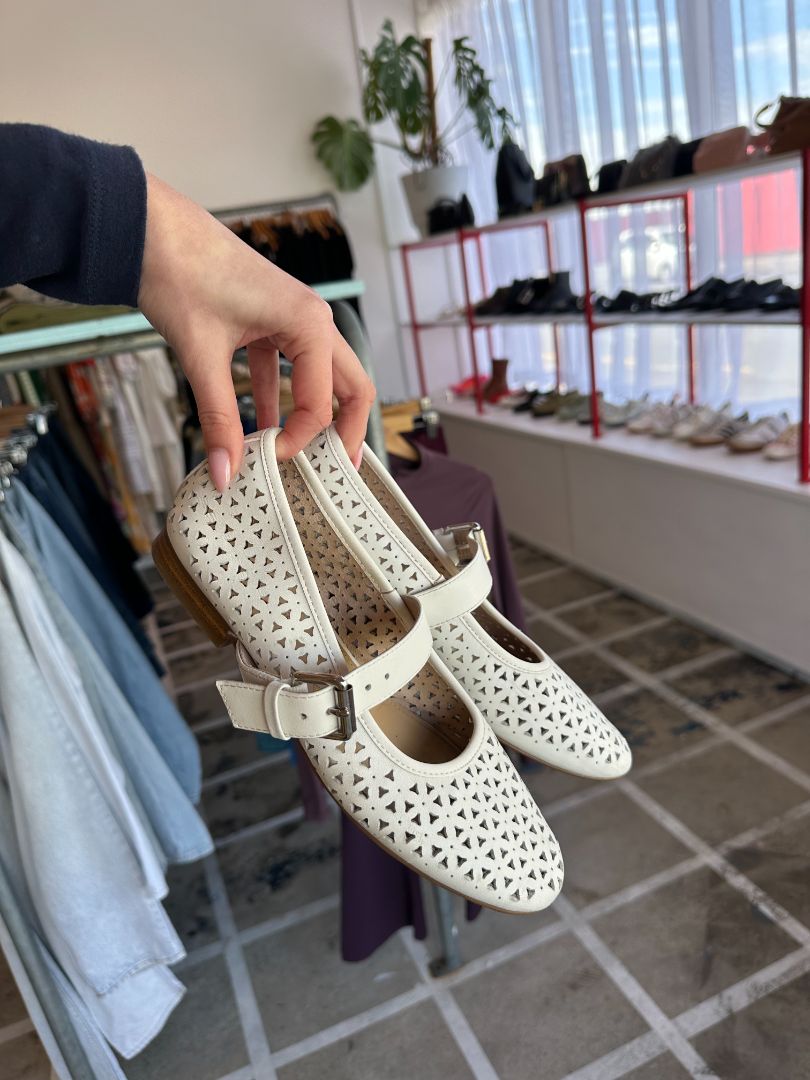 Isabella Anselmi Ballet Flat, 36