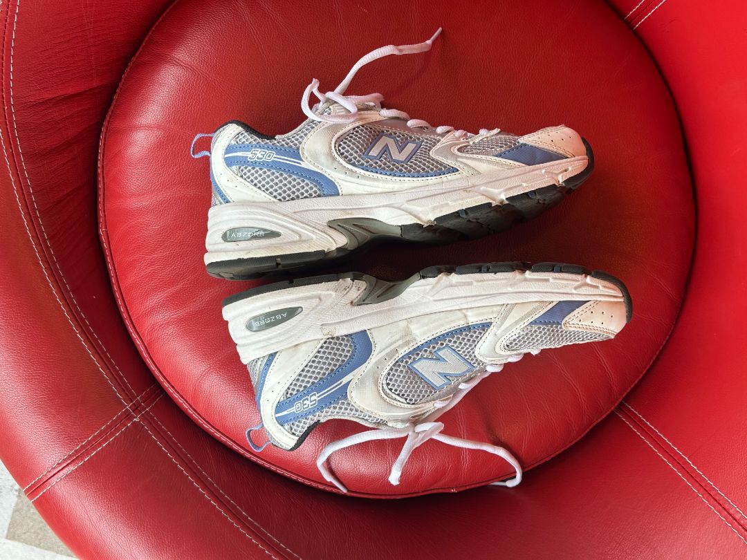 New Balance Sneakers, 40