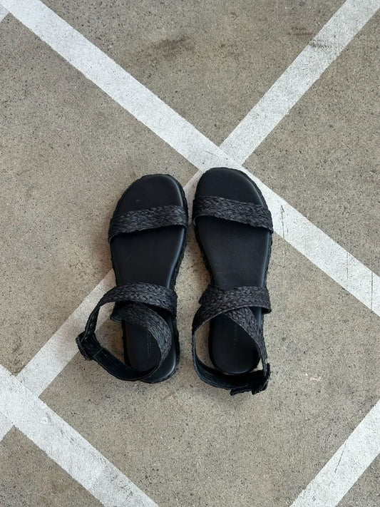 WITCHERY Sandals, 38