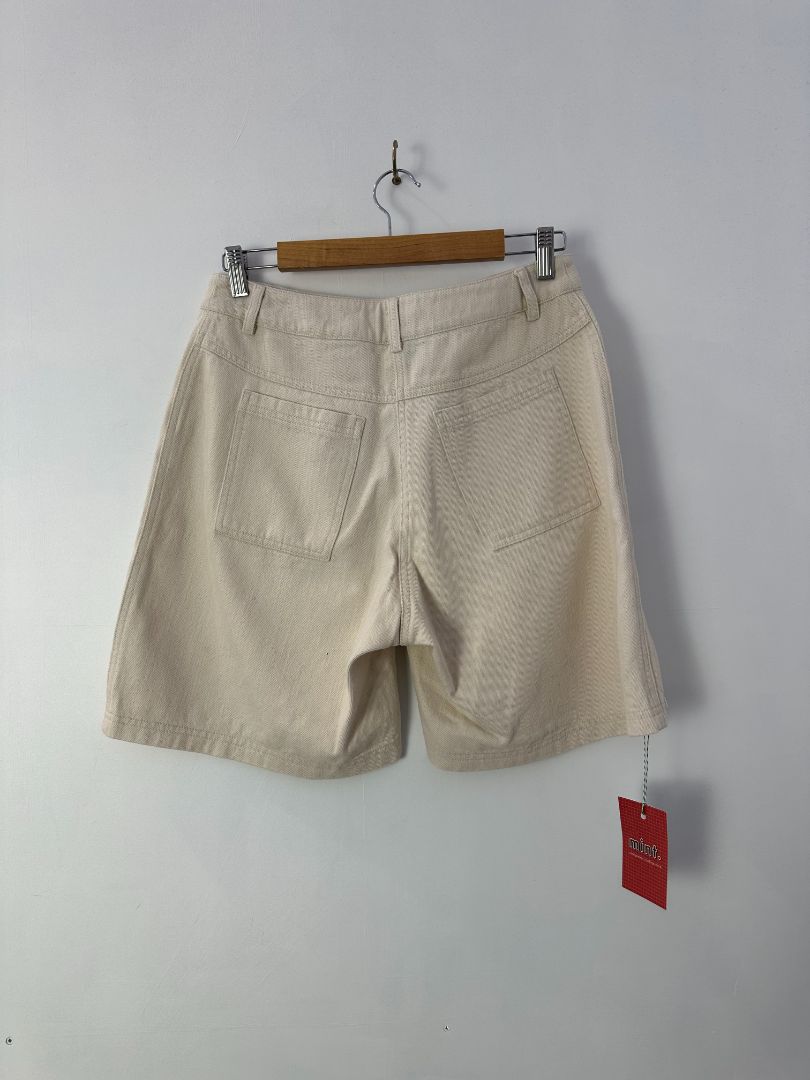 MINA Shorts, 10