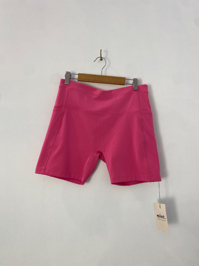 Lorna Jane Biker Shorts, M