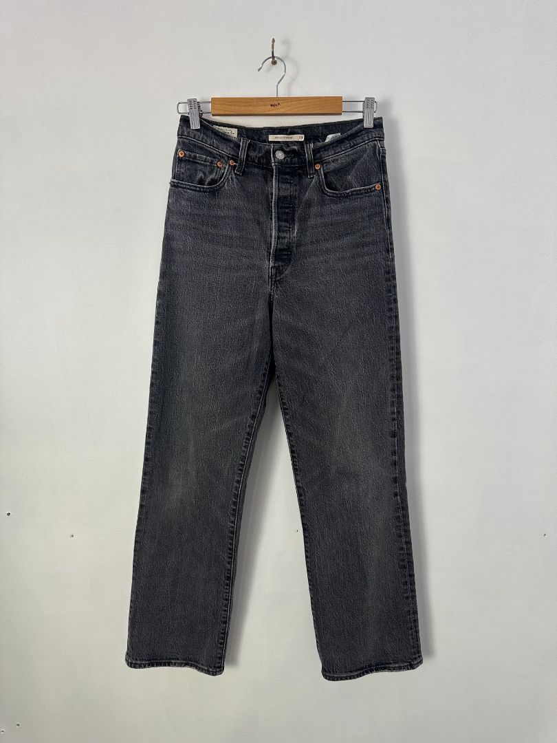 Levis Strauss & Co. Jeans, 28