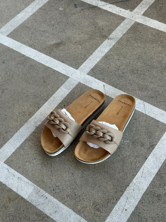 frankie 4 Sandals, 7