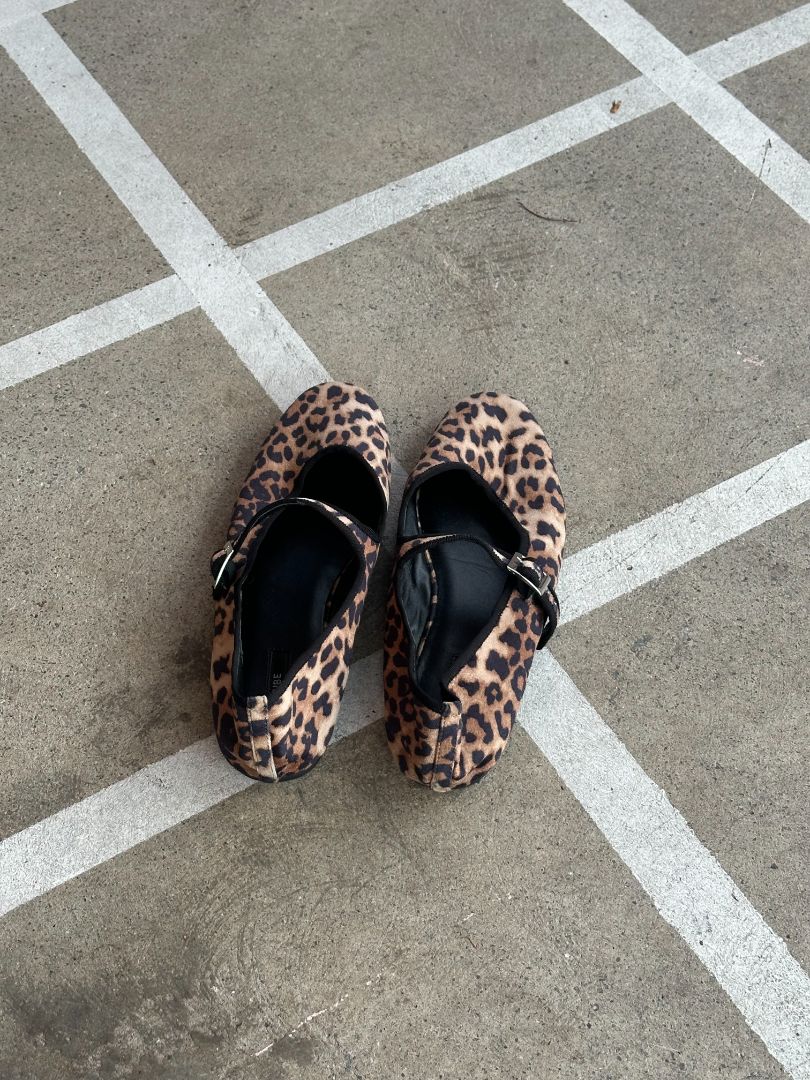 La Tribe Ballet Flat, 41