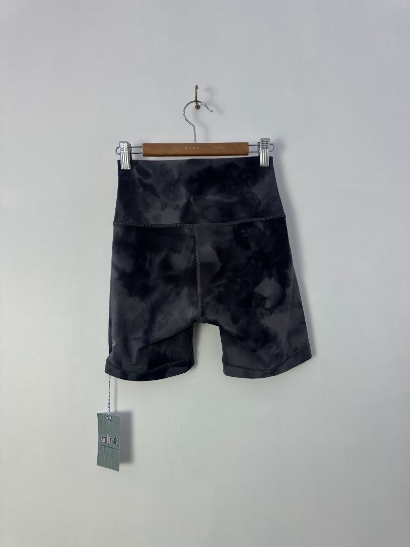 Lululemon Biker Shorts, 4