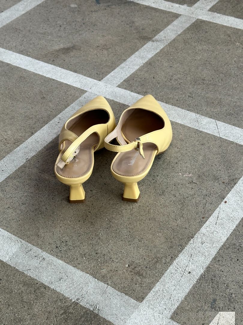 Isabella Anselmi Kitten Heels, 40