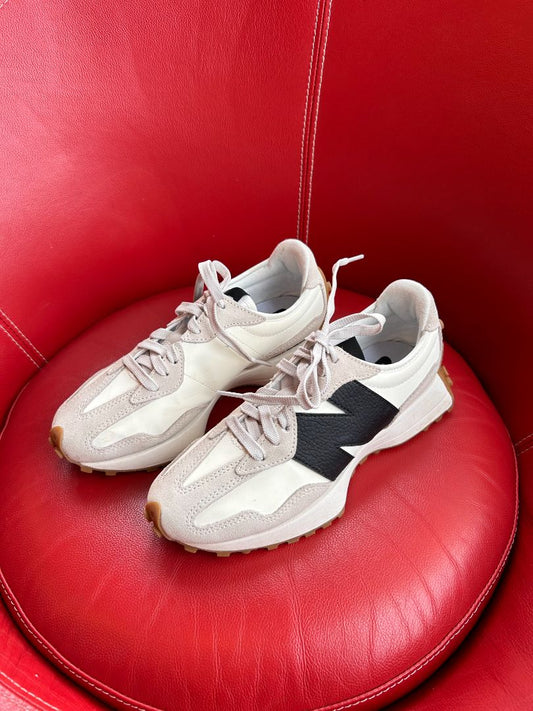 New Balance Sneakers, 38