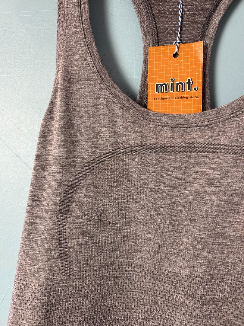 Luluemon Top, 10
