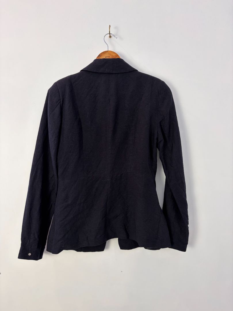 liam Blazer, 8