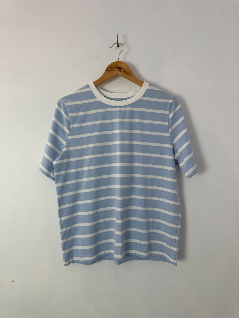 RE UNION THE LABEL Tee, 8