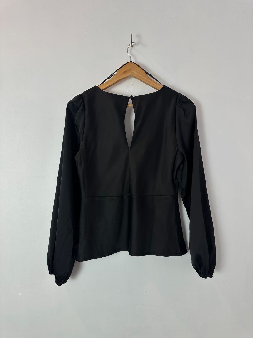 Among the brave Blouse, 8